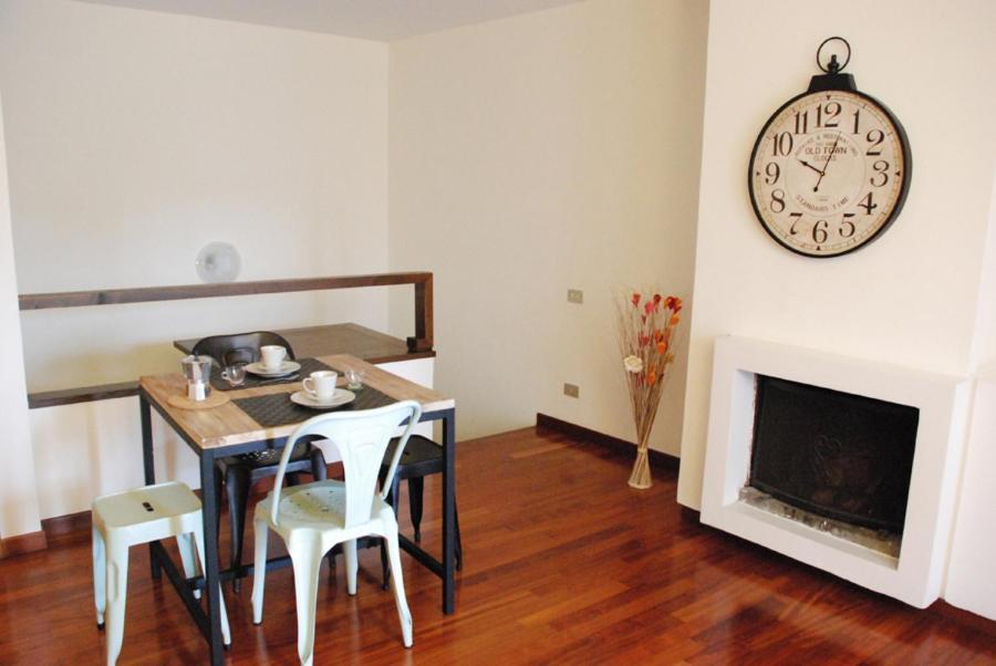 רומא Palazzo Velli Suites מראה חיצוני תמונה