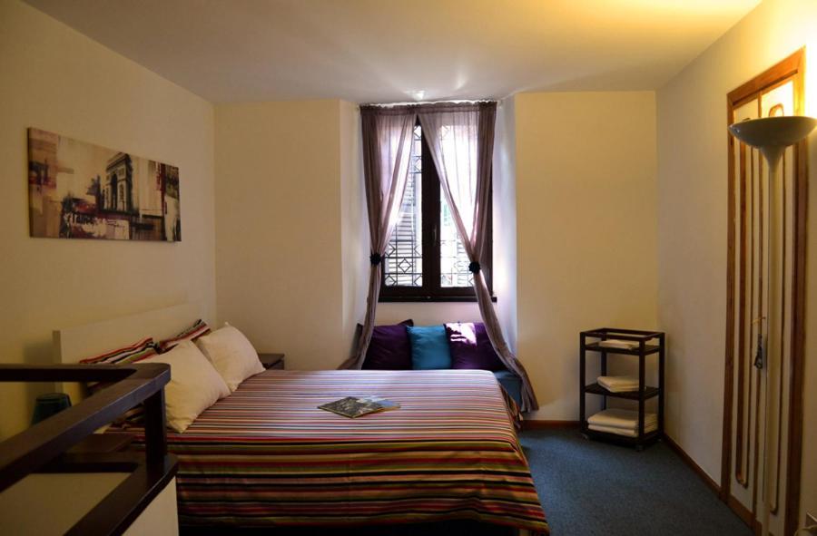 רומא Palazzo Velli Suites מראה חיצוני תמונה