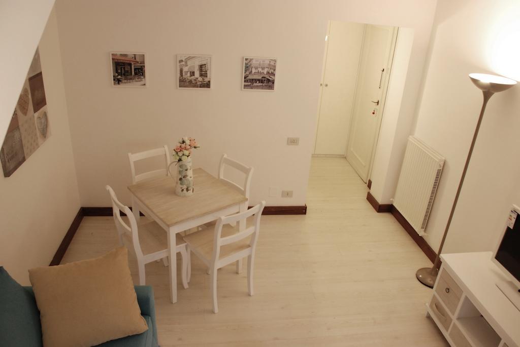 רומא Palazzo Velli Suites מראה חיצוני תמונה