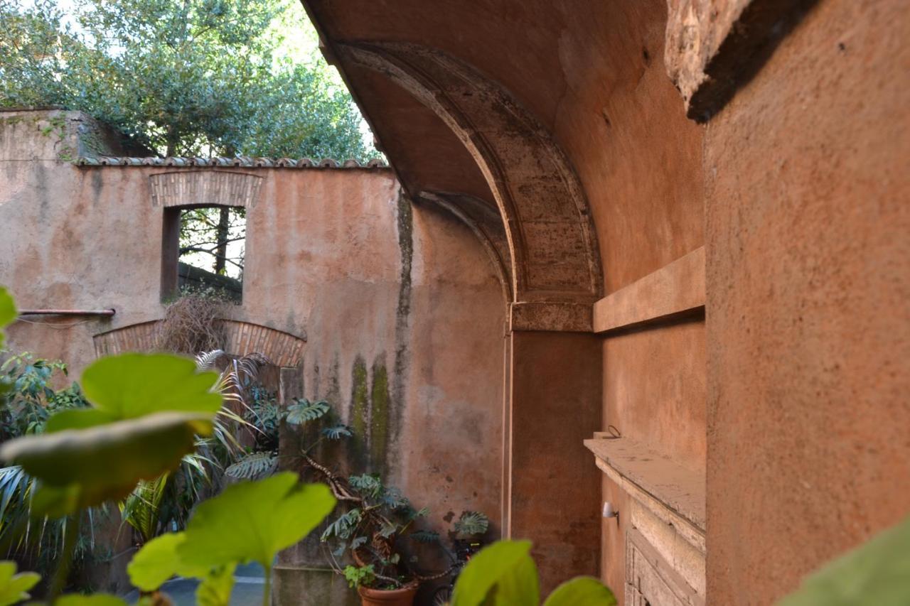 רומא Palazzo Velli Suites מראה חיצוני תמונה
